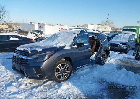 2024 Subaru Ascent Touring 7-Passenger z USA, uszkodzony, nr VIN 4S4WMAWD8R3418926